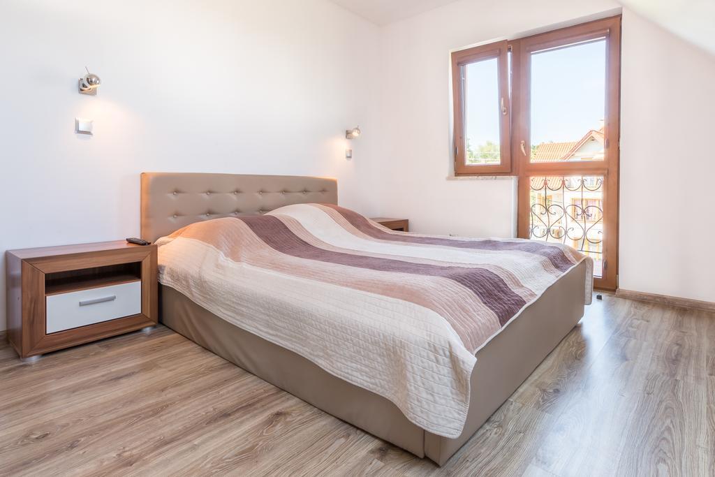 Amelia Apartment Криница Морска Екстериор снимка
